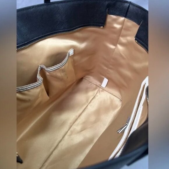 Henri Bendel Black Large Tote Handbag Gold Hardware W/Dust Bag LIKE NEW - Picture 12 of 16